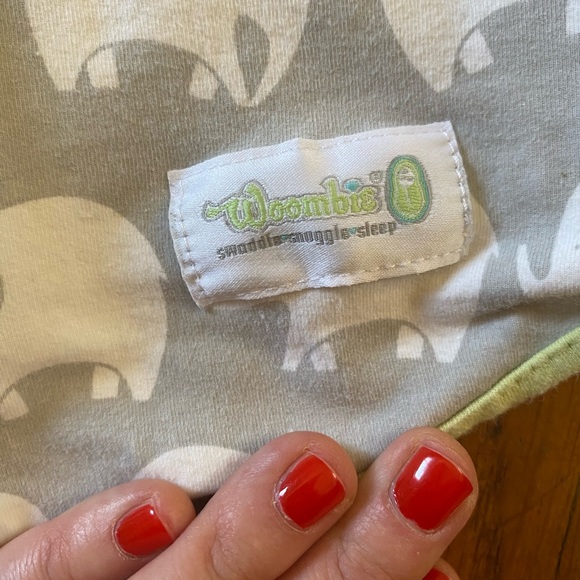 Woombie elephant swaddle/sleep sack transitions size 0-3 months 5-13 lb - Picture 5 of 5
